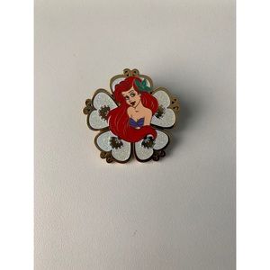 4/$20 ARIEL DISNEY PIN